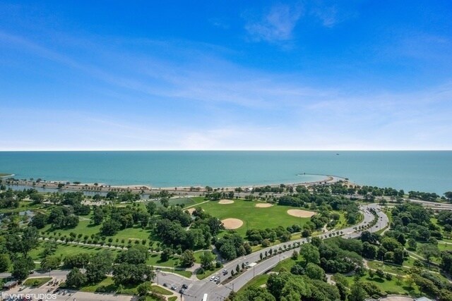 Foto del edificio - 1660 N La Salle Dr