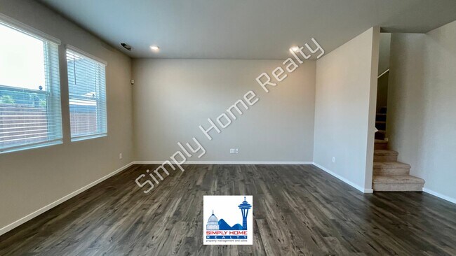 Foto del edificio - Welcome to Your 4-Bedroom Dream Home in Puyallup!