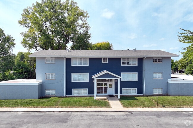 Building Photo - Heritage Apartments