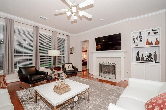 Foto del edificio - 25002 Cinco Manor Ln