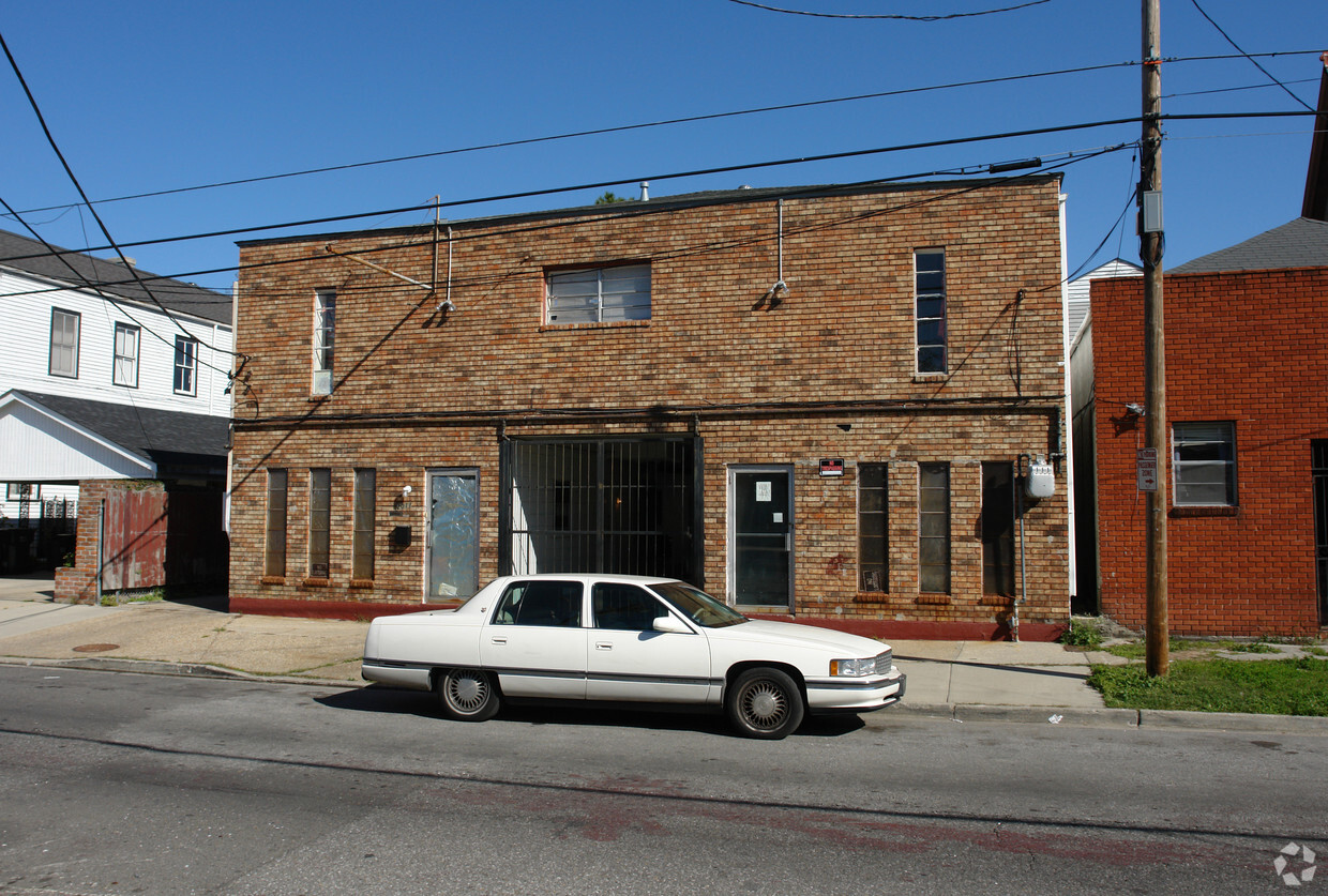 Foto del edificio - 2011 Iberville St