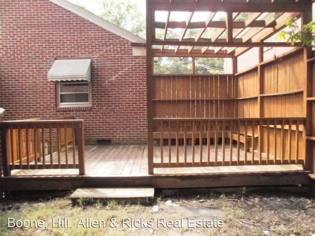 Foto del edificio - 3 br, 1.5 bath House - 200 Earl Street