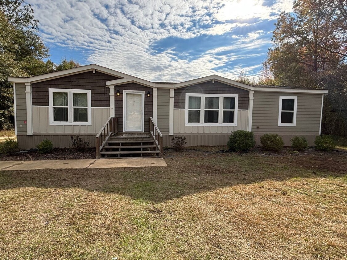 Primary Photo - Charming 3BR House in Eufaula