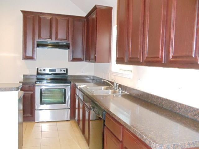 Foto del edificio - 1221 Pine Forest Dr