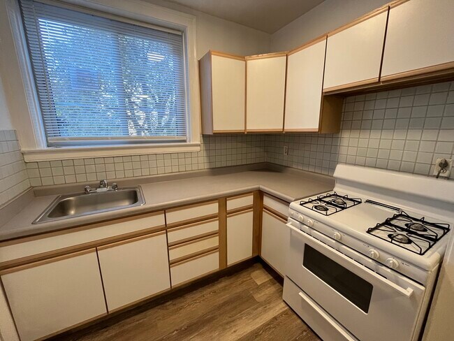 Foto del edificio - 4541 N Hamilton Ave