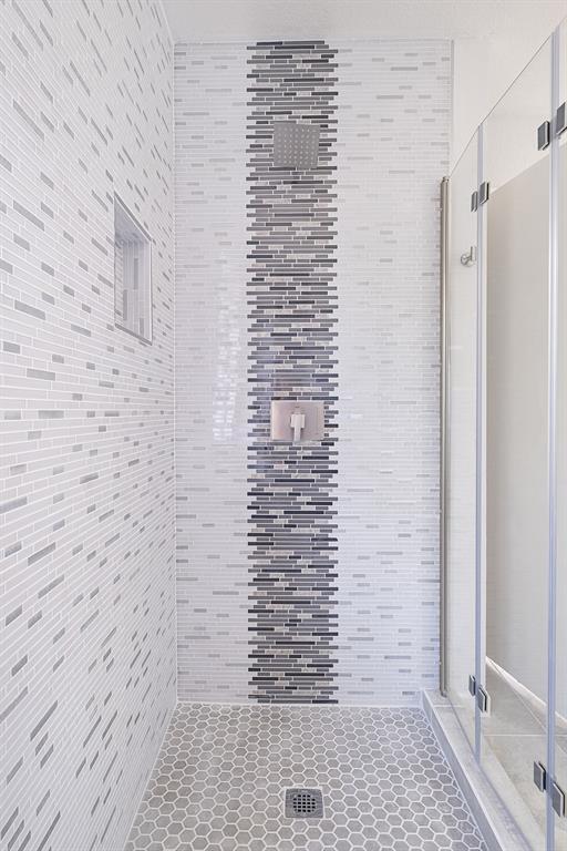 Building Photo - 2101 Bridal Path