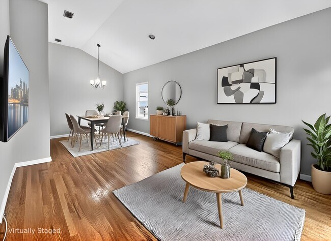 Foto del edificio - 43 Manhattan Ave