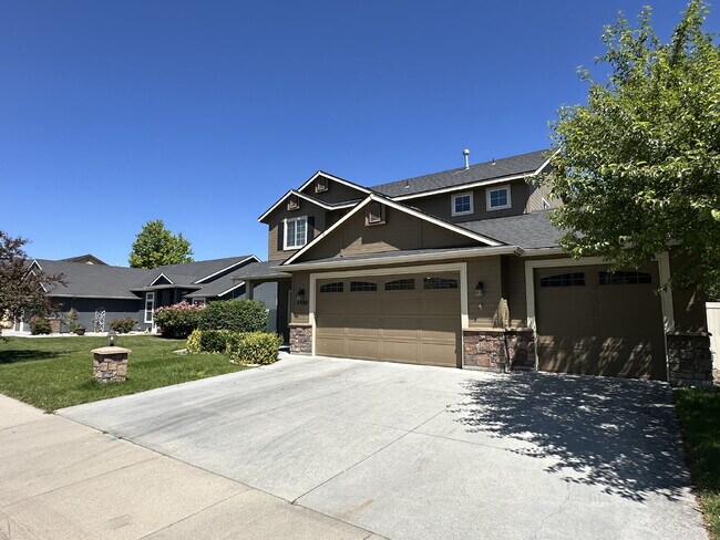 Building Photo - "Charming 4-Bed Home with Granite Accents & Hardwood Elegance in Meridian!"