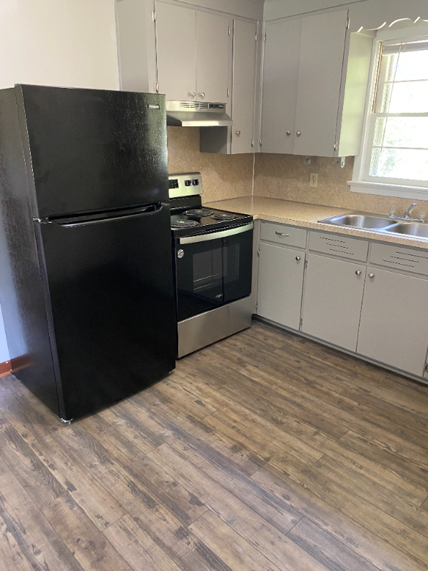 Foto del edificio - 1543 18th Ave Pl NE