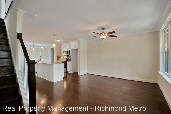 Building Photo - 3 br, 2.5 bath House - 3307 Rosewood Avenue
