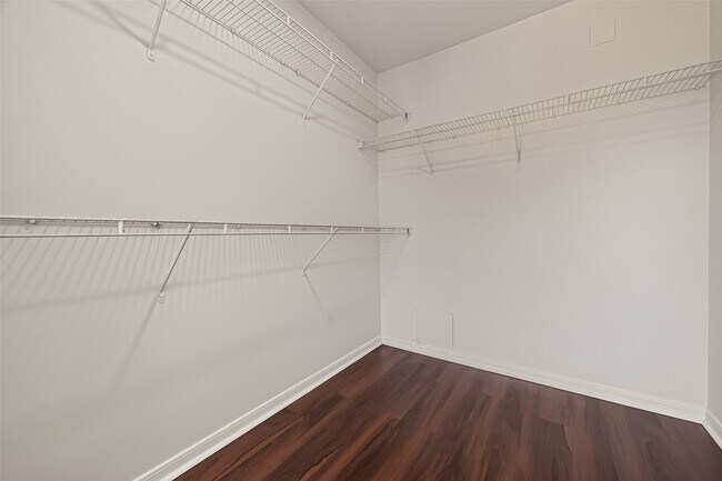 Building Photo - 6542 Carly Park Way