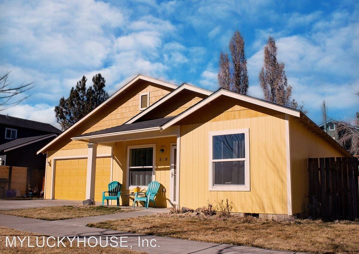 Primary Photo - 3 br, 2 bath House - 3120 NE Wells Acres Rd.