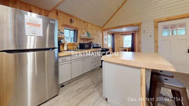 Foto del edificio - 8 Sand Beach Ln