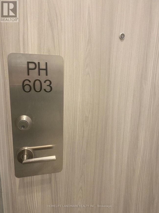 Photo du bâtiment - 75 Canterbury Pl