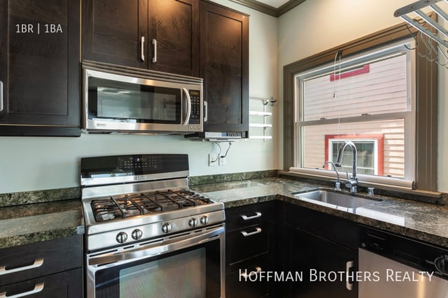 Building Photo - 254 S Vendome St