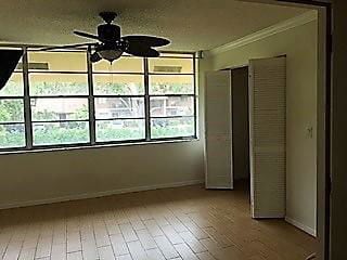 Foto del edificio - 2805 SW 22nd Ave