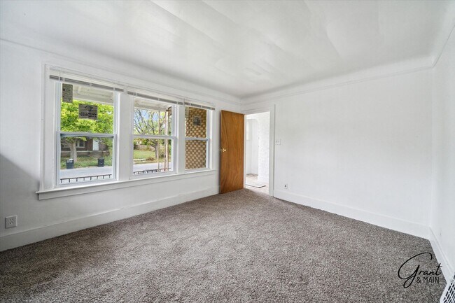 Foto del edificio - 14920 Washburn St