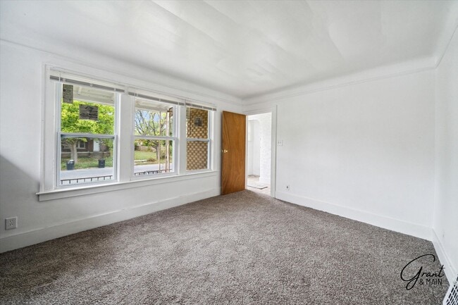 Building Photo - 14920 Washburn St