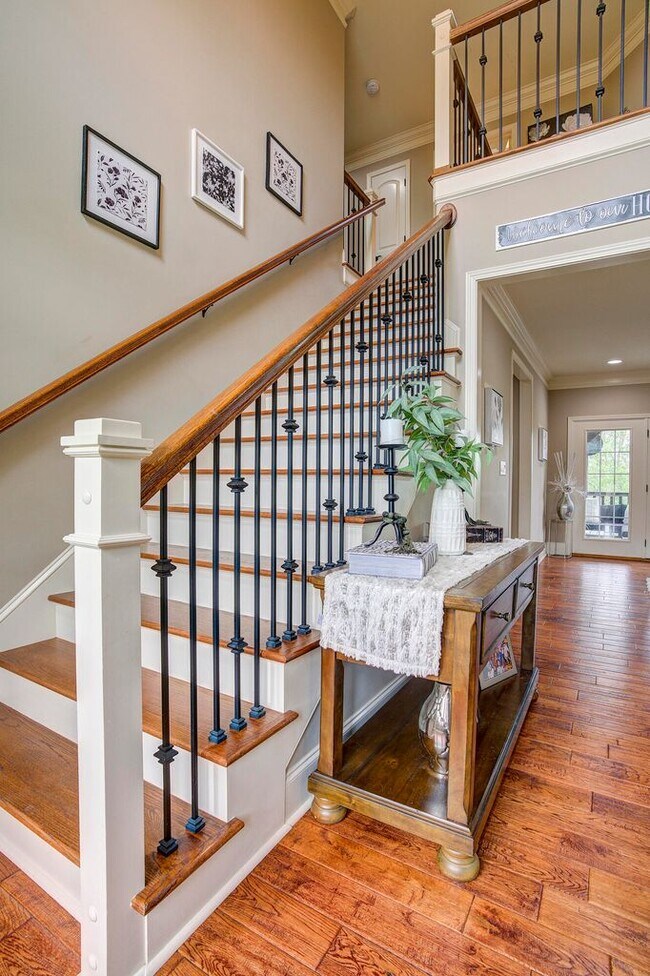 Building Photo - 455 Ridgeview Meadows Dr