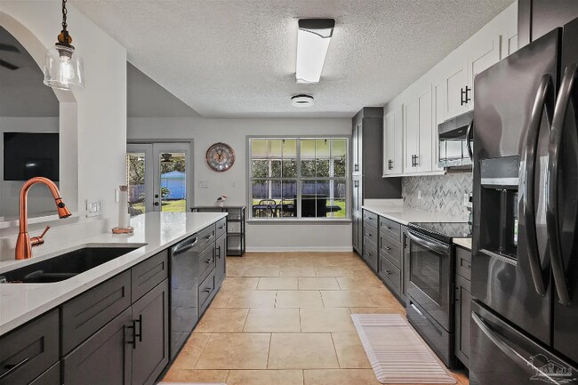Building Photo - 5111 Keystone Dr