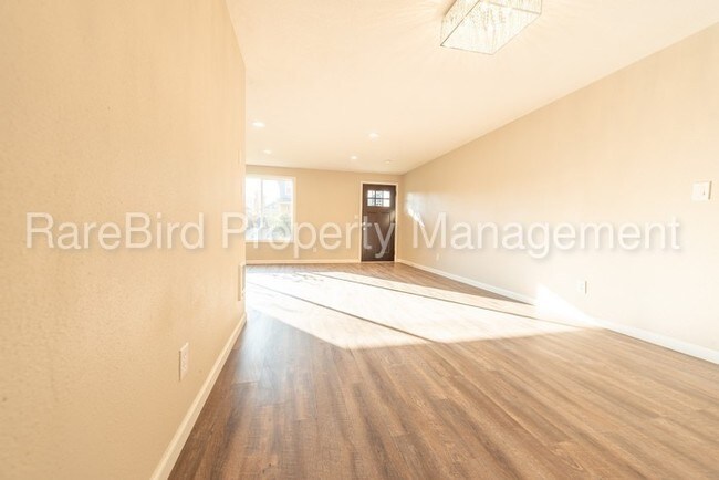 Foto del edificio - 1535 NE Highland St