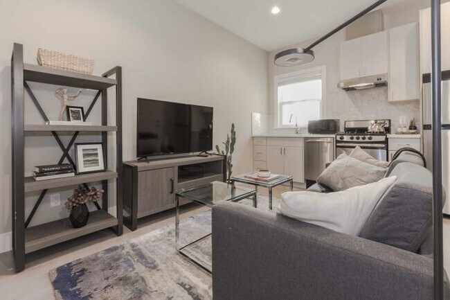Building Photo - 2 bedroom in San Francisco CA 94109