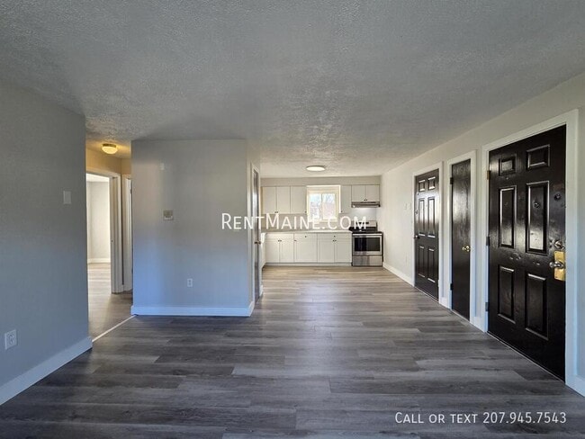 Foto del edificio - 8 Hillside Ln