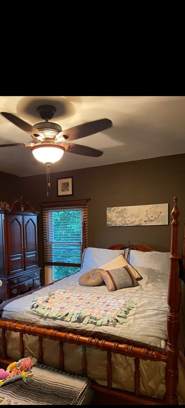 207 Amory St, Fond Du Lac, WI 54935 Townhome Rentals in Fond Du Lac