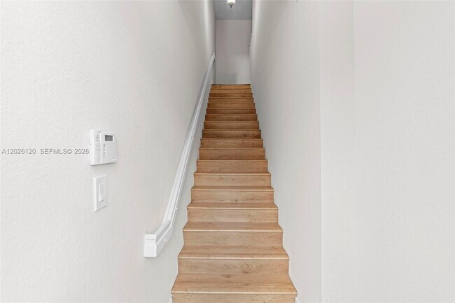 Building Photo - 419 SW 147th Ave