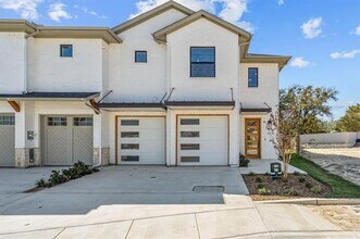 Building Photo - 177 Hulen Cir