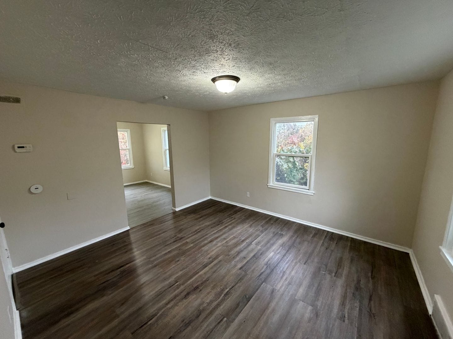 852-852 S Central Dr Lorain, OH 44052 – photo 4