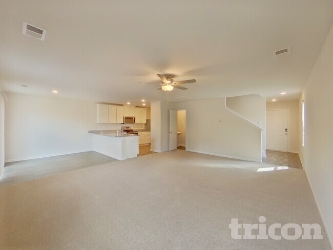 Building Photo - 2010 Southlea Dr