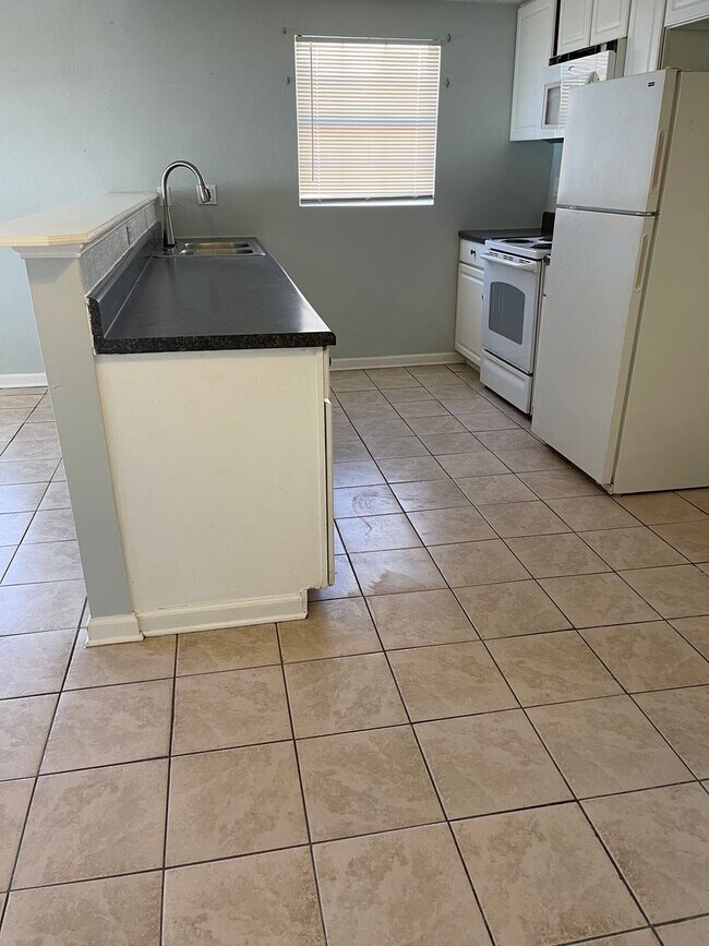 Foto del edificio - 7405 San Moritz Dr