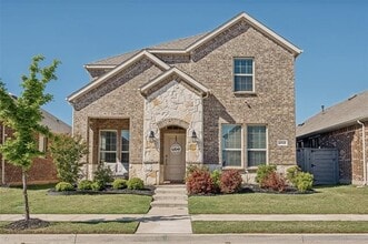 Building Photo - 1645 Blakely Pl