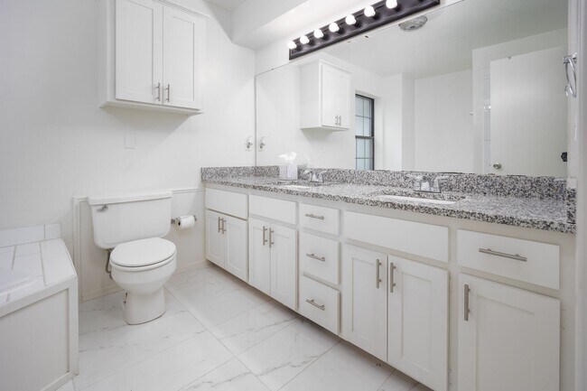 Foto del edificio - Great location in Edmond!