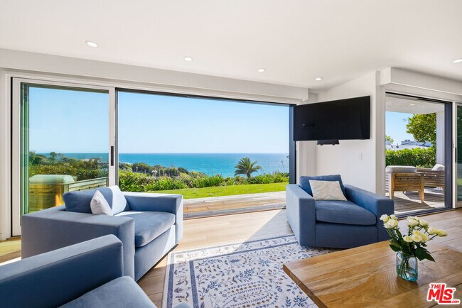 Building Photo - 6817 Seawatch Ln