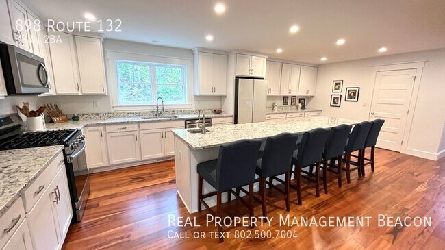 Foto del edificio - Furnished Thetford VT Luxury Home for Rent...
