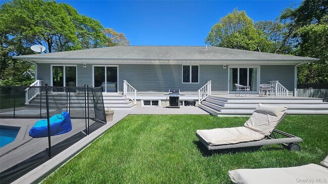 Building Photo - 11 John St