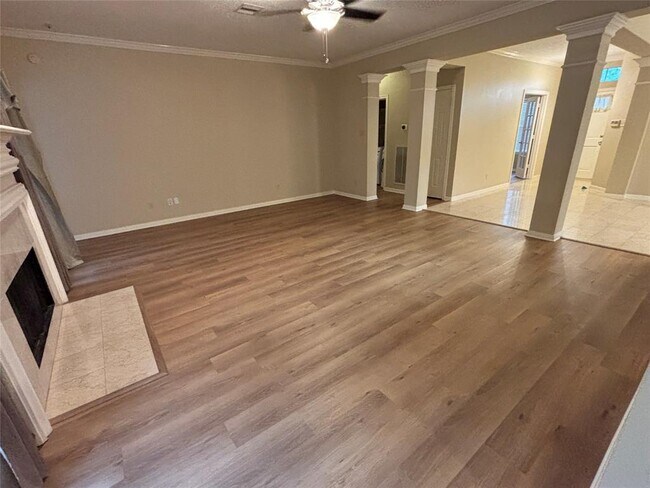 Foto del edificio - 14814 Elk Hill Ct