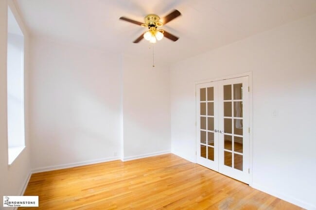 Foto del edificio - 281 1st St