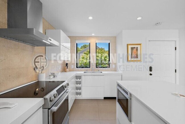 Foto del edificio - 264 Bay Vista Cir