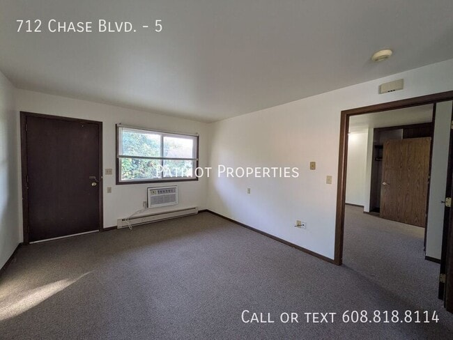 Foto del edificio - 712 Chase Blvd
