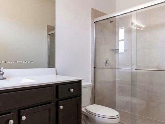 Building Photo - 10588 W 33rd Ln