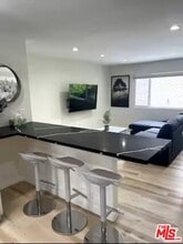 Building Photo - 8704 Dorrington Ave