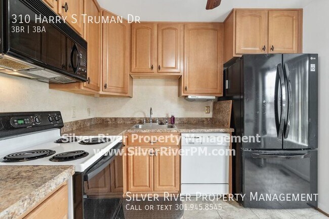 Building Photo - 310 Harry S Truman Dr