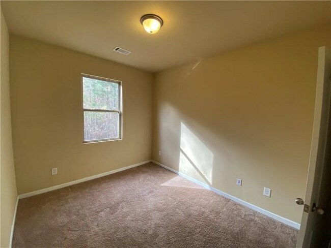 Building Photo - 303 Bonnes Dr