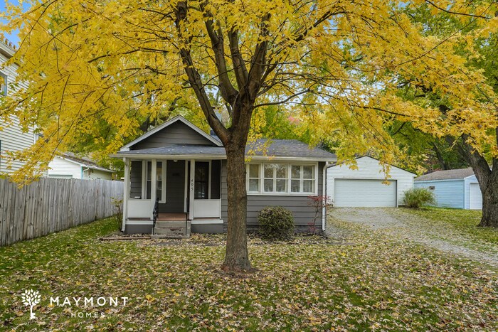 Foto principal - Cozy 1-Bedroom, 1-Bath Home in Akron, OH