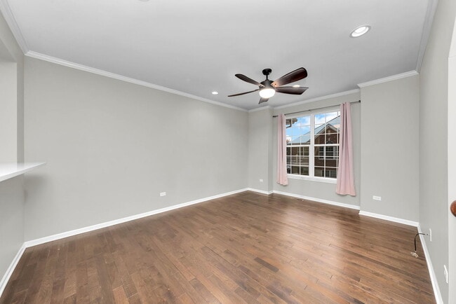 Foto del edificio - 2525 Dunraven Ave