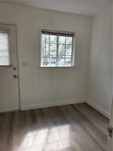 Foto del edificio - 364 S Sierra Madre Blvd