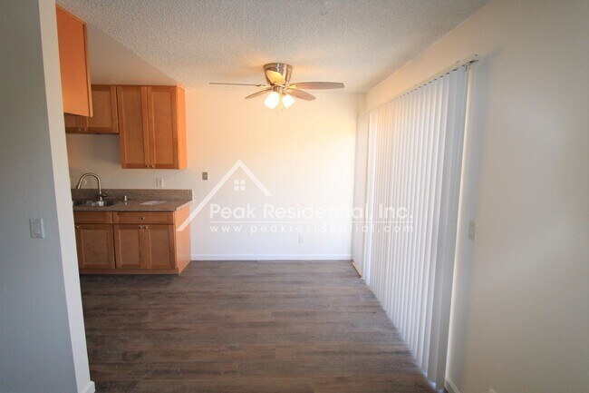 Building Photo - 3 br, 1 bath House - 6520 Demuth Circle